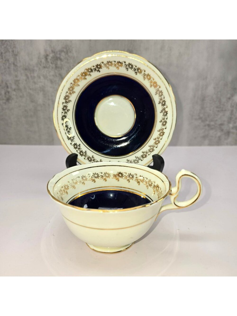 Ansley Tea Cup Saucer Set England Bone China Cobalt Blue Gold Cream VL5151